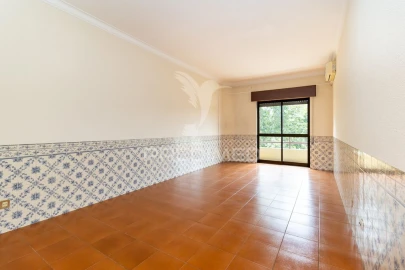 Apartamento T3 para Venda em Azeitão (São Lourenço e São Simão)