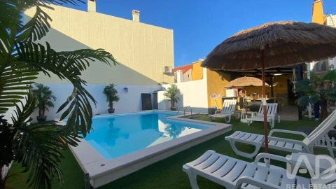 Moradia T6 para Venda em Galveias