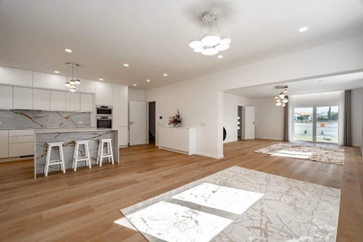 Moradia T5 para Venda em Carriço