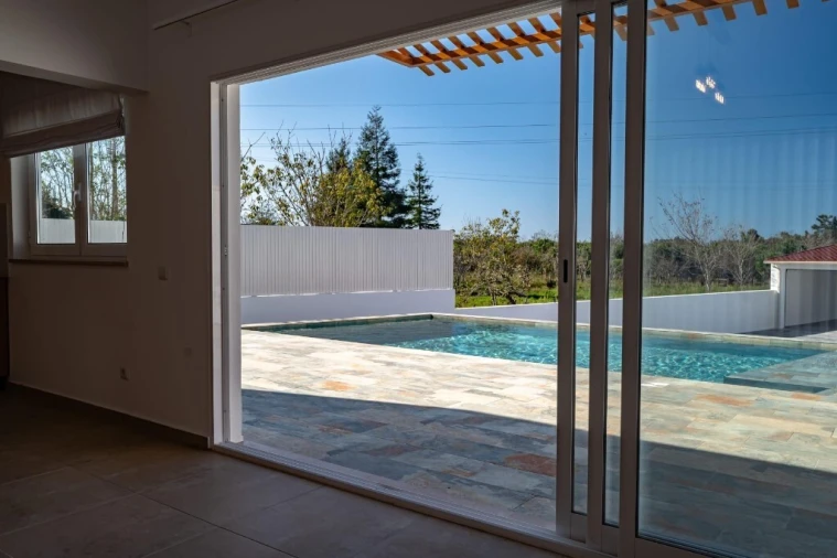 Moradia T5 para Venda em Carriço Foto 16