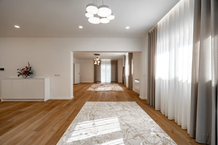 Moradia T5 para Venda em Carriço Foto 3