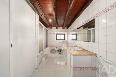 Moradia T5 para Venda em Turcifal