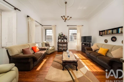 Moradia T5 para Venda em Turcifal