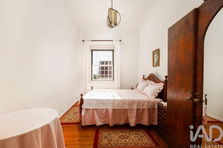 Moradia T5 para Venda em Turcifal Foto 8