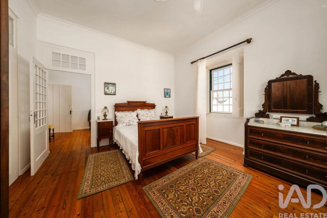 Moradia T5 para Venda em Turcifal Foto 5