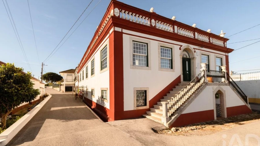 Moradia T5 para Venda em Turcifal
