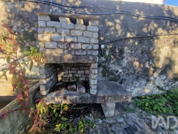 Moradia T4 para Venda em Santa Marta de Portuzelo