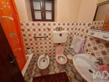 Moradia T4 para Venda em Santa Marta de Portuzelo