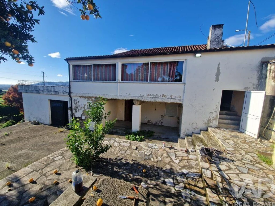 Moradia T4 para Venda em Santa Marta de Portuzelo Foto 1