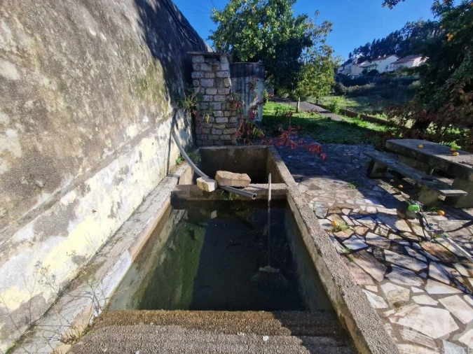 Moradia T4 para Venda em Santa Marta de Portuzelo Foto 4