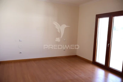 Moradia T4 para Venda em Arrimal e Mendiga