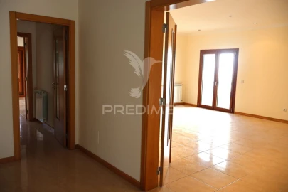 Moradia T4 para Venda em Arrimal e Mendiga