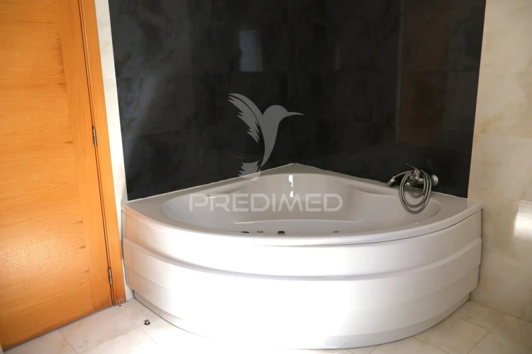 Moradia T4 para Venda em Arrimal e Mendiga Foto 18