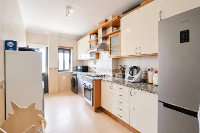 Apartamento T2 para Venda em Sarilhos Grandes