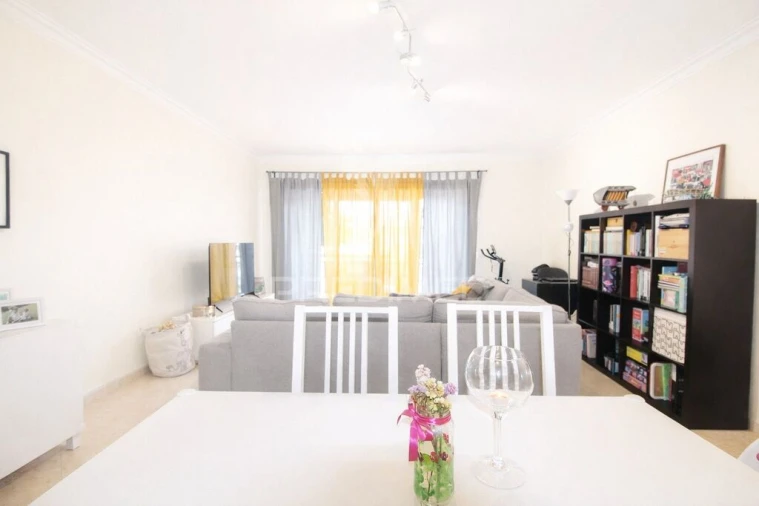 Apartamento T2 para Venda em Sarilhos Grandes Foto 3