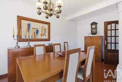 Apartamento T3 para Venda em Santa Maria, São Pedro e Matacães