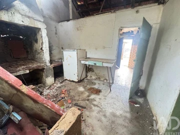 Moradia T3 para Venda em Maxial e Monte Redondo