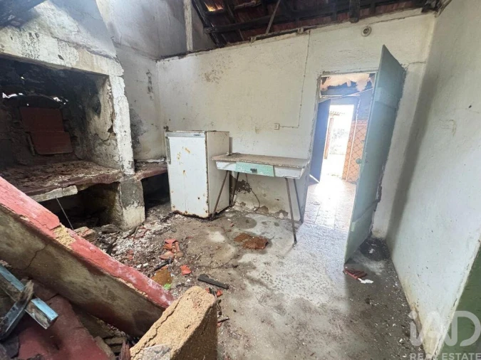 Moradia T3 para Venda em Maxial e Monte Redondo Foto 3