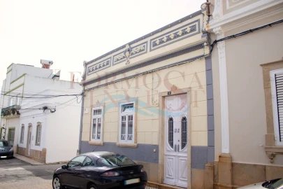 Moradia T3 para Venda em Moncarapacho e Fuseta