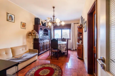 Apartamento T2 para Arrendamento em Santa Marinha e São Pedro da Afurada