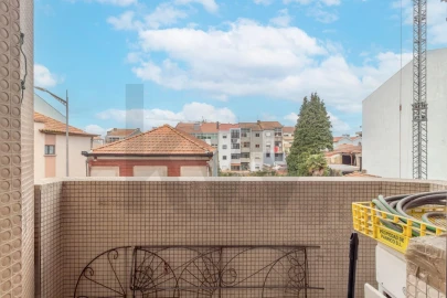 Apartamento T2 para Arrendamento em Santa Marinha e São Pedro da Afurada