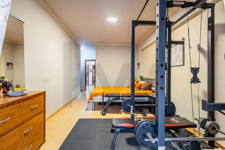 Apartamento T2 para Venda em Massamá e Monte Abraão Foto 13