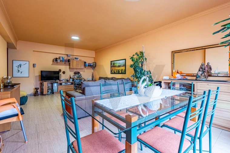 Apartamento T2 para Venda em Massamá e Monte Abraão Foto 3