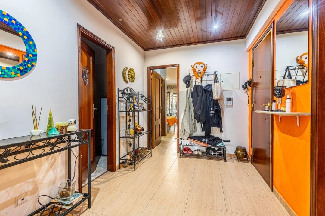 Apartamento T2 para Venda em Massamá e Monte Abraão Foto 21