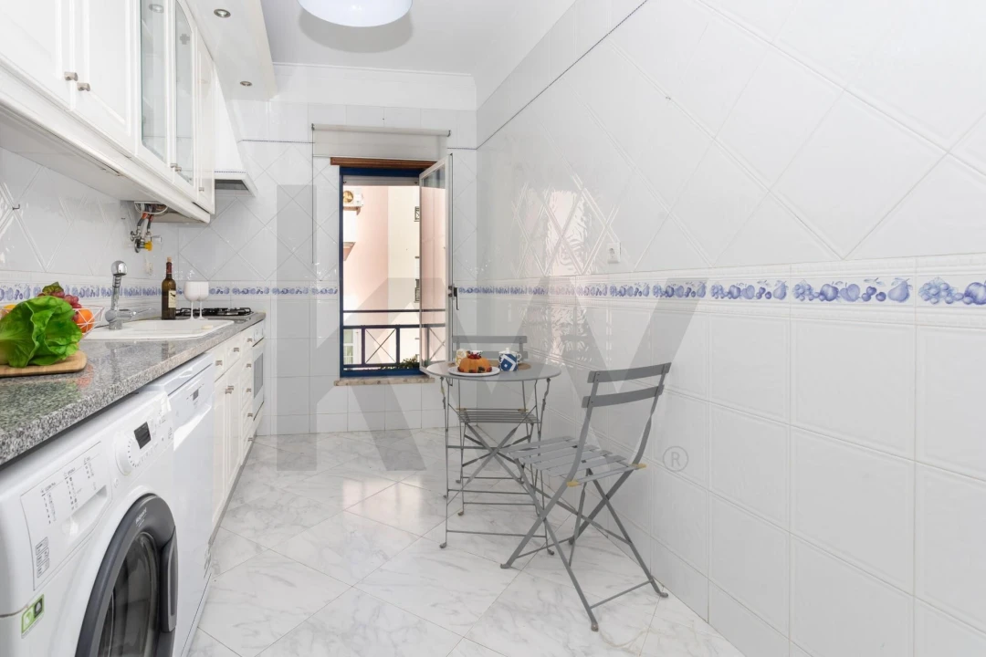 Apartamento T2 para Arrendamento em Costa da Caparica Foto 17