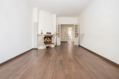 Apartamento T2 para Arrendamento em Costa da Caparica