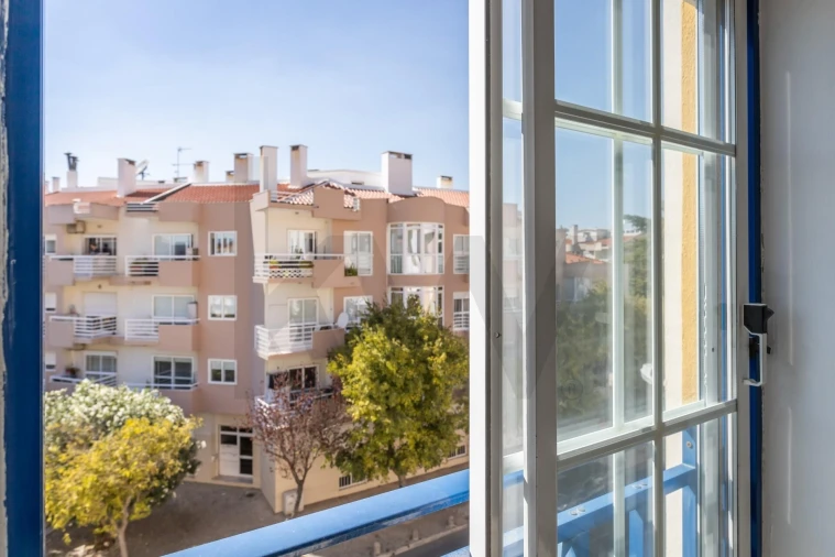 Apartamento T2 para Arrendamento em Costa da Caparica Foto 7