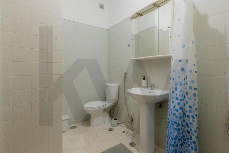 Apartamento T2 para Venda em Portimão Foto 8