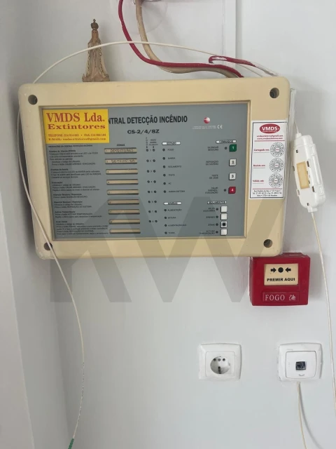 Loja para Arrendamento em Algueirão-Mem Martins