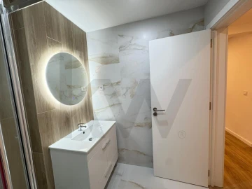 Apartamento T2 para Venda em Algueirão-Mem Martins