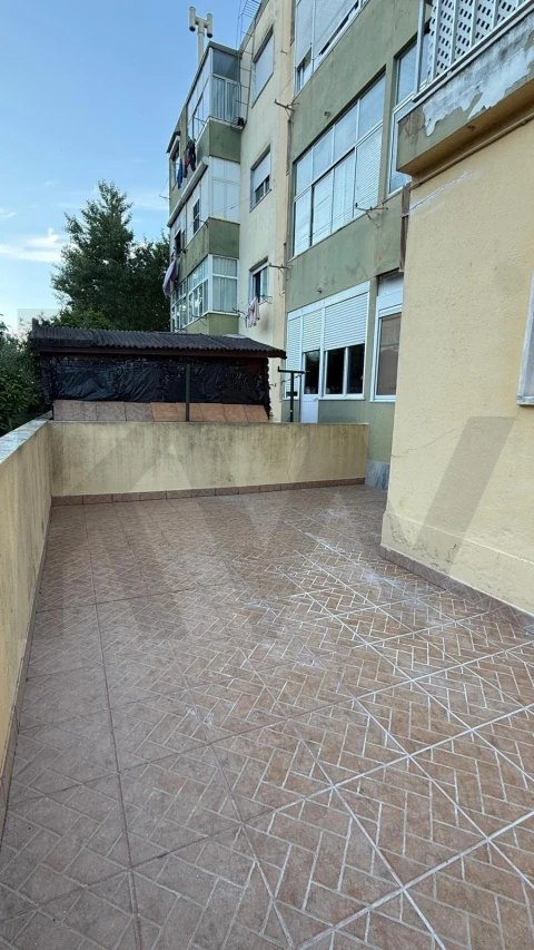 Apartamento T2 para Venda em Algueirão-Mem Martins