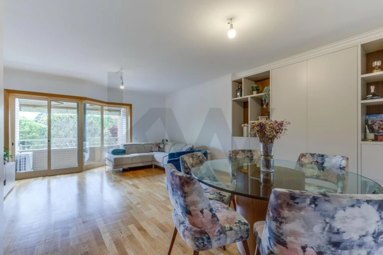 Apartamento T3 para Venda em Cidade da Maia Foto 2