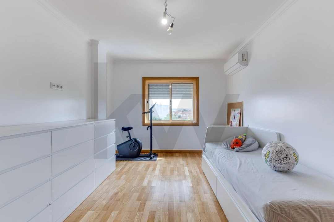Apartamento T3 para Venda em Cidade da Maia Foto 32