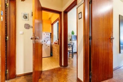 Apartamento T1 para Venda em Rio de Mouro