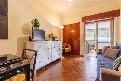 Apartamento T1 para Venda em Rio de Mouro