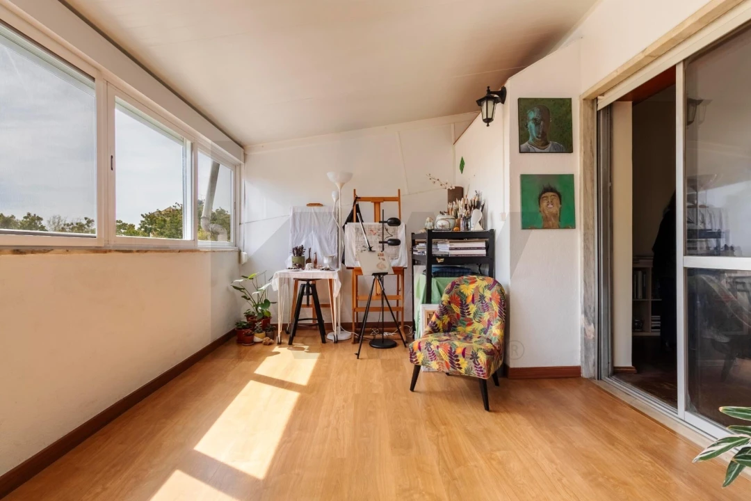 Apartamento T1 para Venda em Rio de Mouro Foto 4