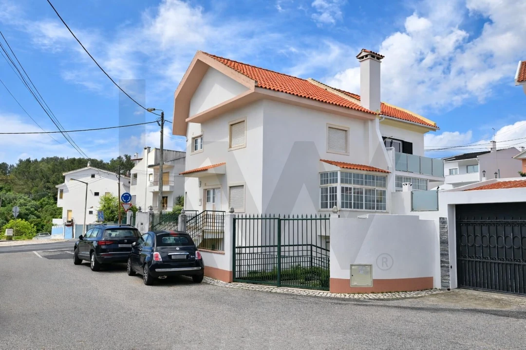 Moradia T5 para Venda em Cascais e Estoril Foto 32