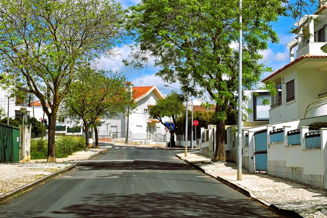 Moradia T5 para Venda em Cascais e Estoril Foto 1