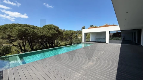 Moradia T5 para Venda em Alcabideche