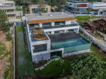 Moradia T5 para Venda em Alcabideche