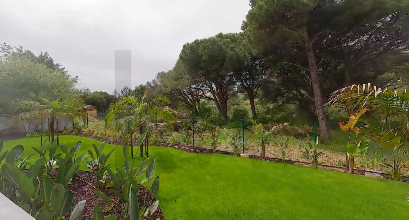 Moradia T5 para Venda em Alcabideche Foto 48