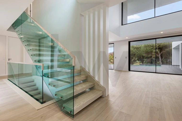 Moradia T5 para Venda em Alcabideche Foto 25