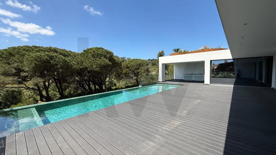 Moradia T5 para Venda em Alcabideche Foto 5