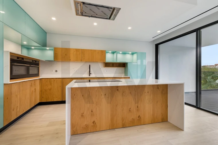 Moradia T5 para Venda em Alcabideche Foto 14