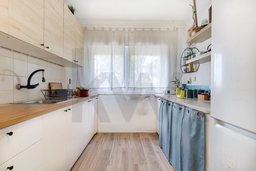 Apartamento T1 para Venda em Massamá e Monte Abraão Foto 7