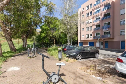 Apartamento T1 para Venda em Massamá e Monte Abraão